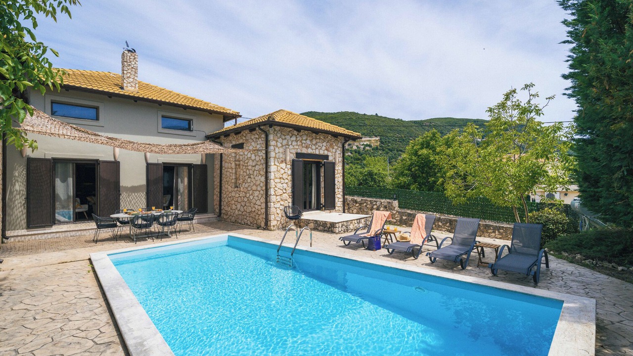 Photo of Outdoor in Marantochori