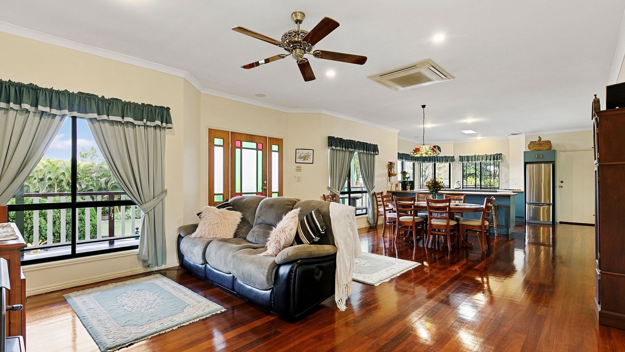Photo of Livingroom in Urraween