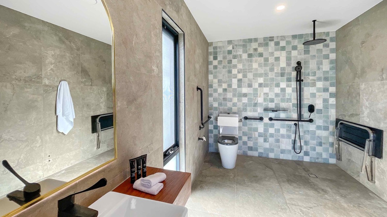 Photo of Bathroom in Broke