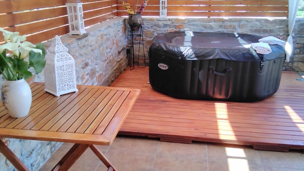 Photo of Outdoor in Ydrousa