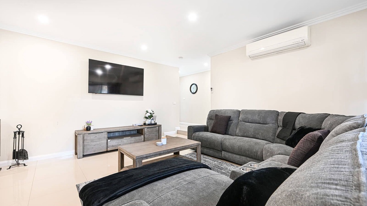 Photo of Livingroom in South Bathurst