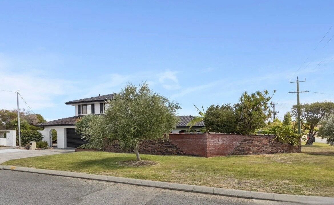 Photo of Outdoor in Dianella