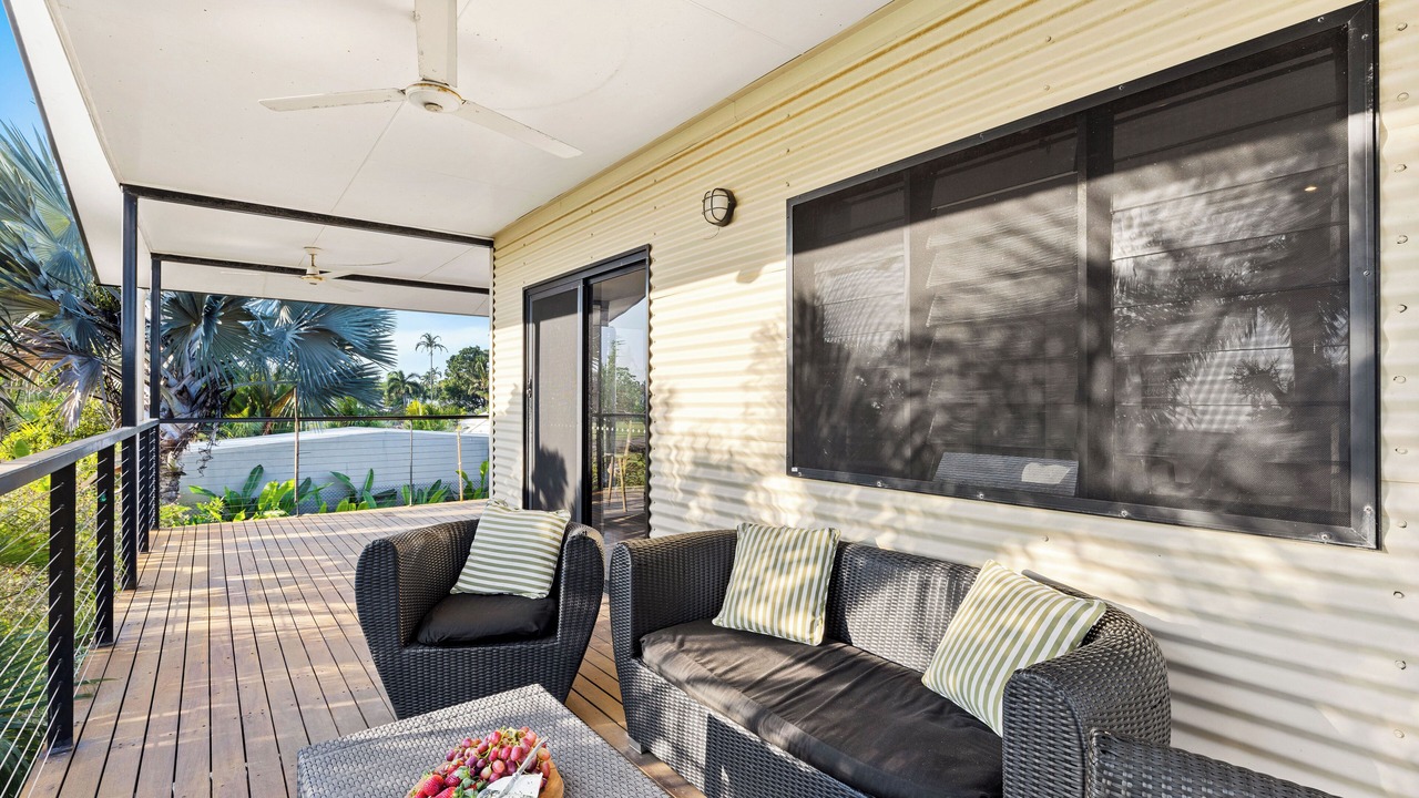 Photo of Patio Balcony in Anula