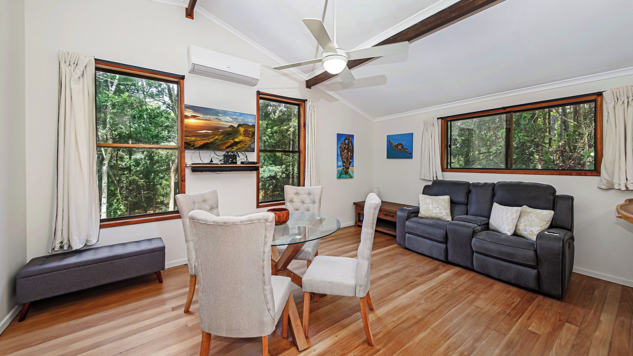 Photo of Livingroom in Pinbarren