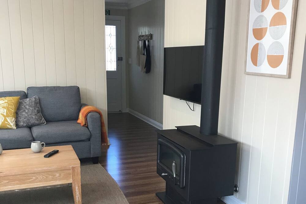 Photo of Livingroom in Milton