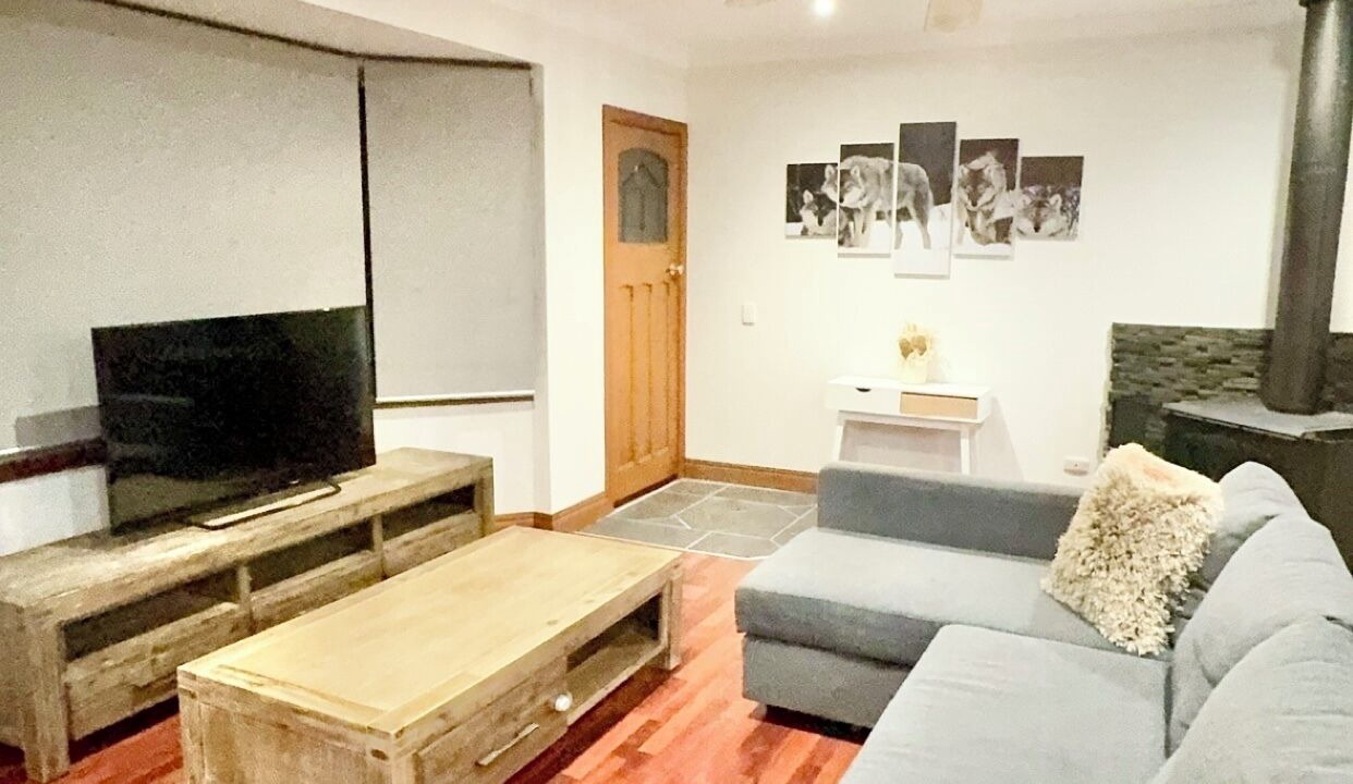Photo of Livingroom in Creswick