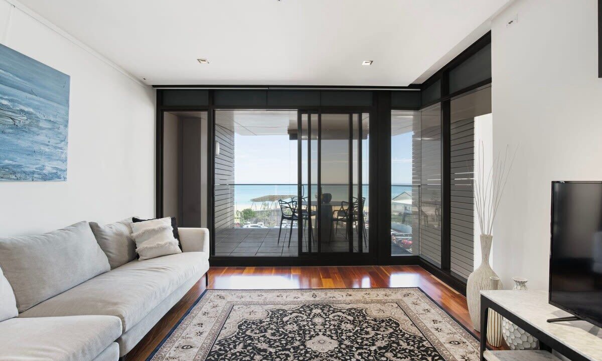 Photo of Others in Henley Beach