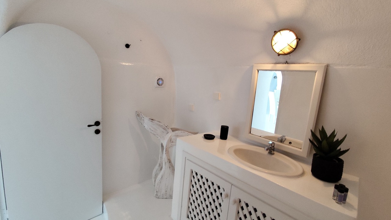 Photo of Bathroom in Messaria