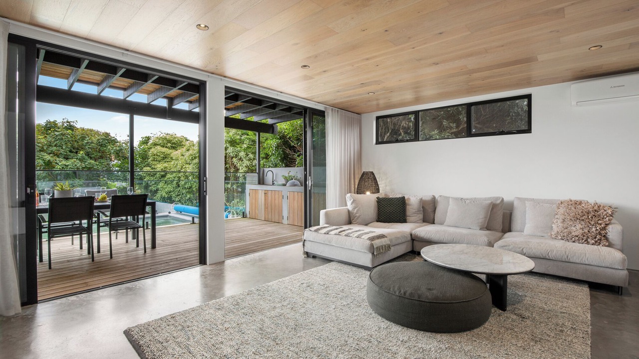 Photo of Livingroom in McCrae