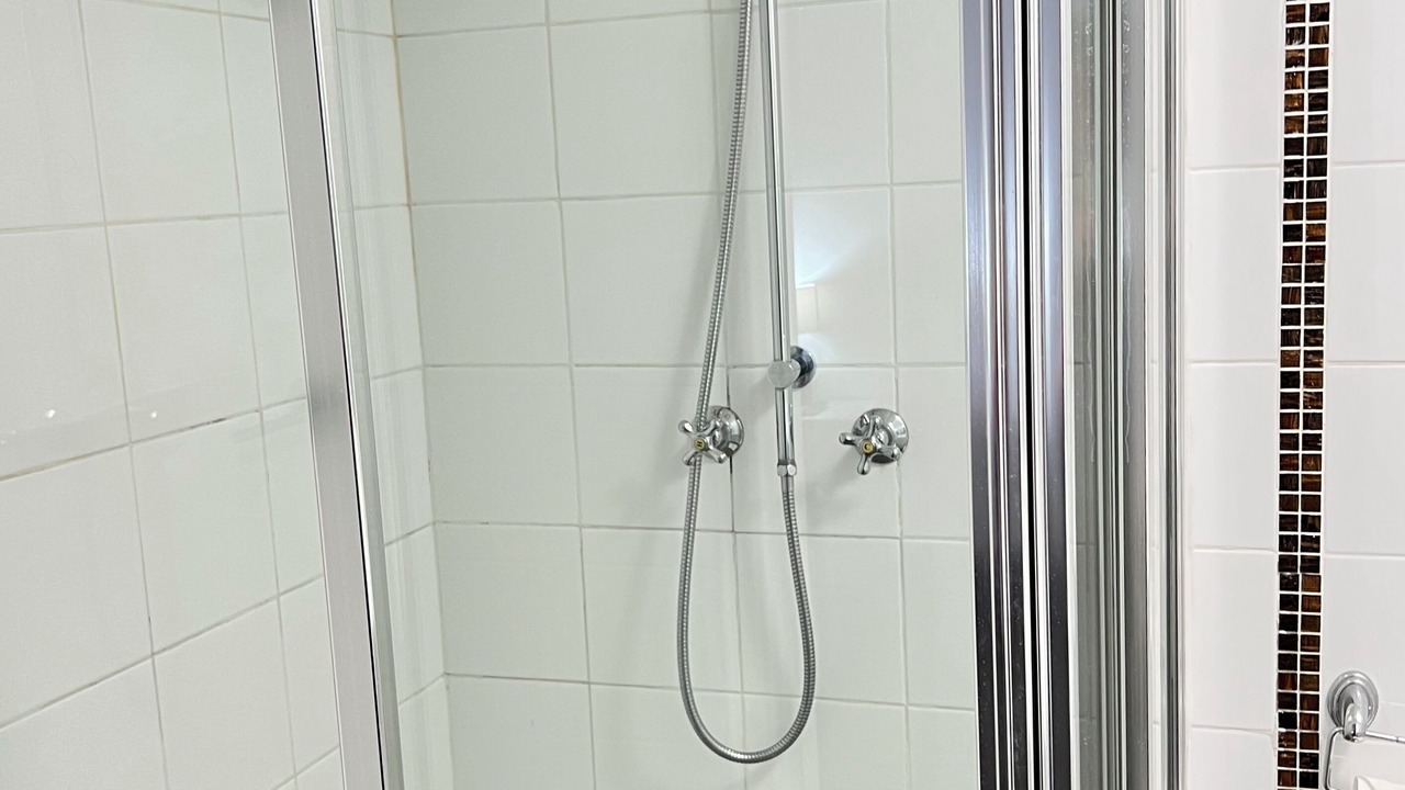 Photo of Bathroom in Mascot