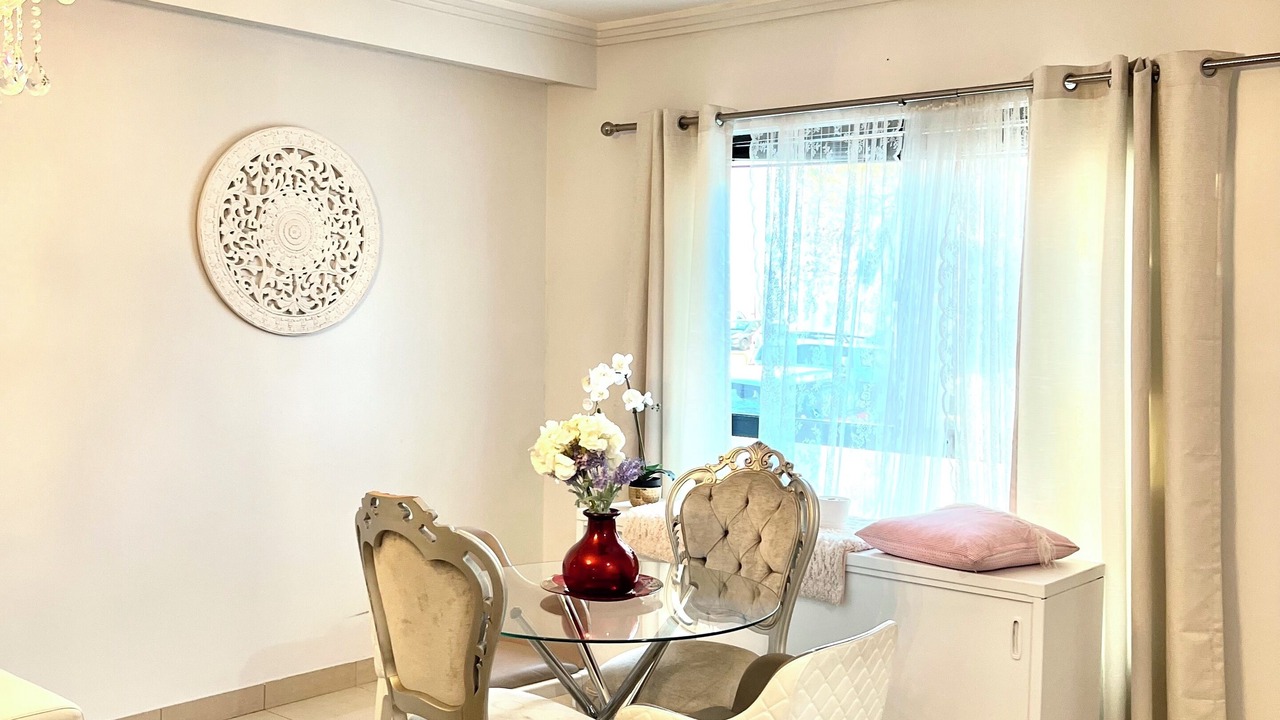 Photo of Livingroom in Mascot