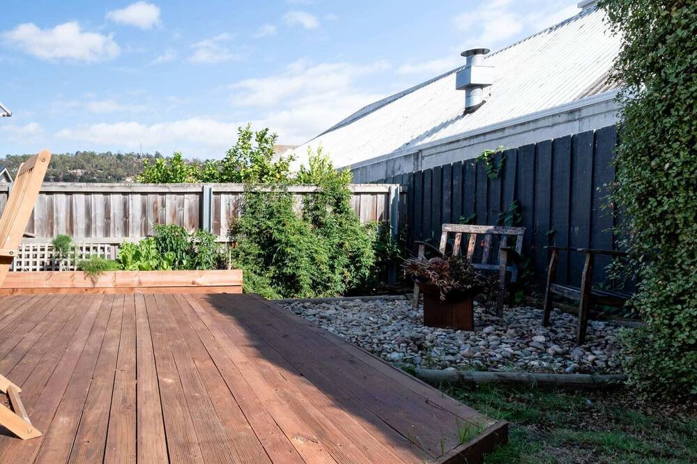 Photo of Patio Balcony in South Launceston