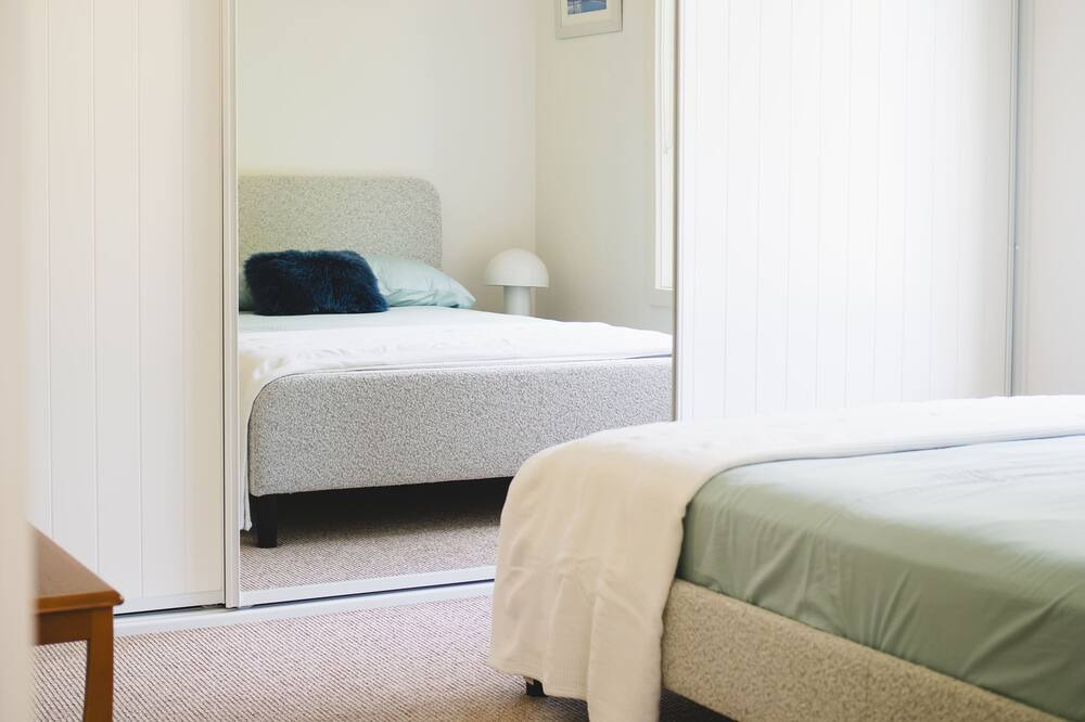 Photo of Bedroom in Lake Macquarie City Council