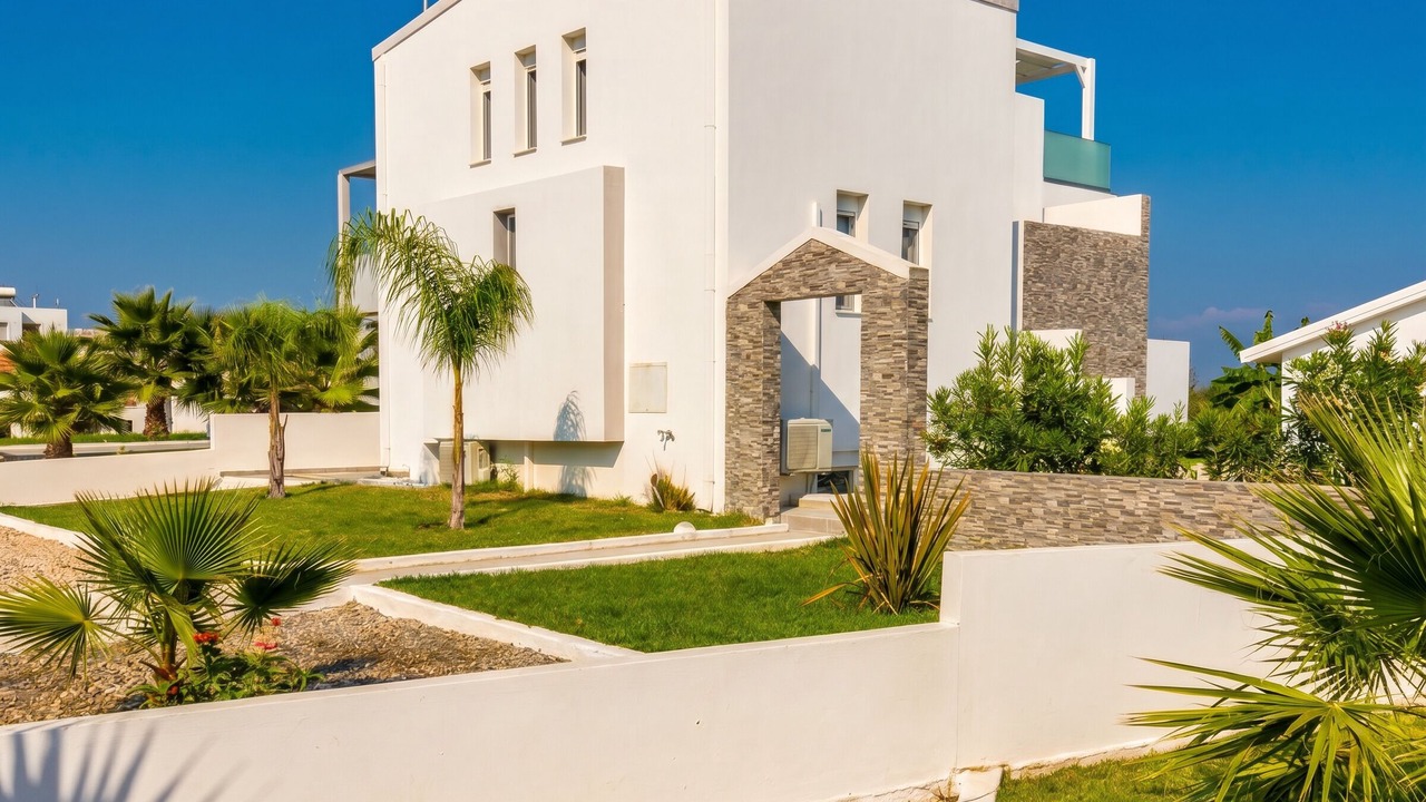 Photo of Outdoor in Tingaki