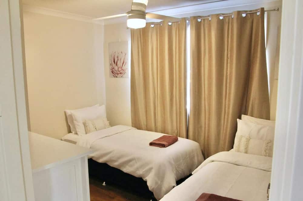 Photo of Bedroom in Thornlie