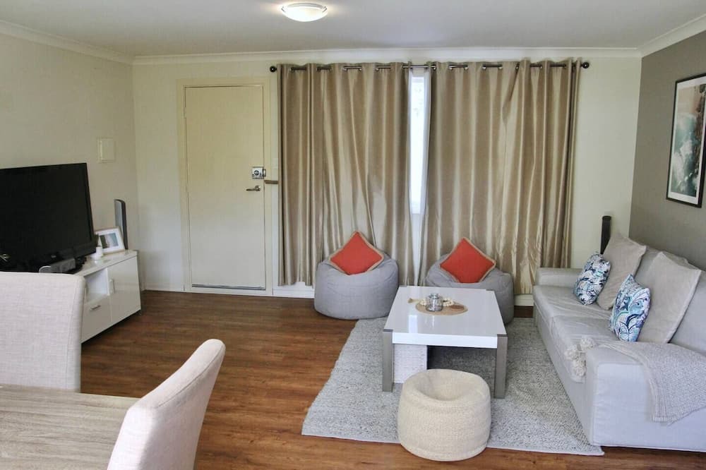 Photo of Livingroom in Thornlie