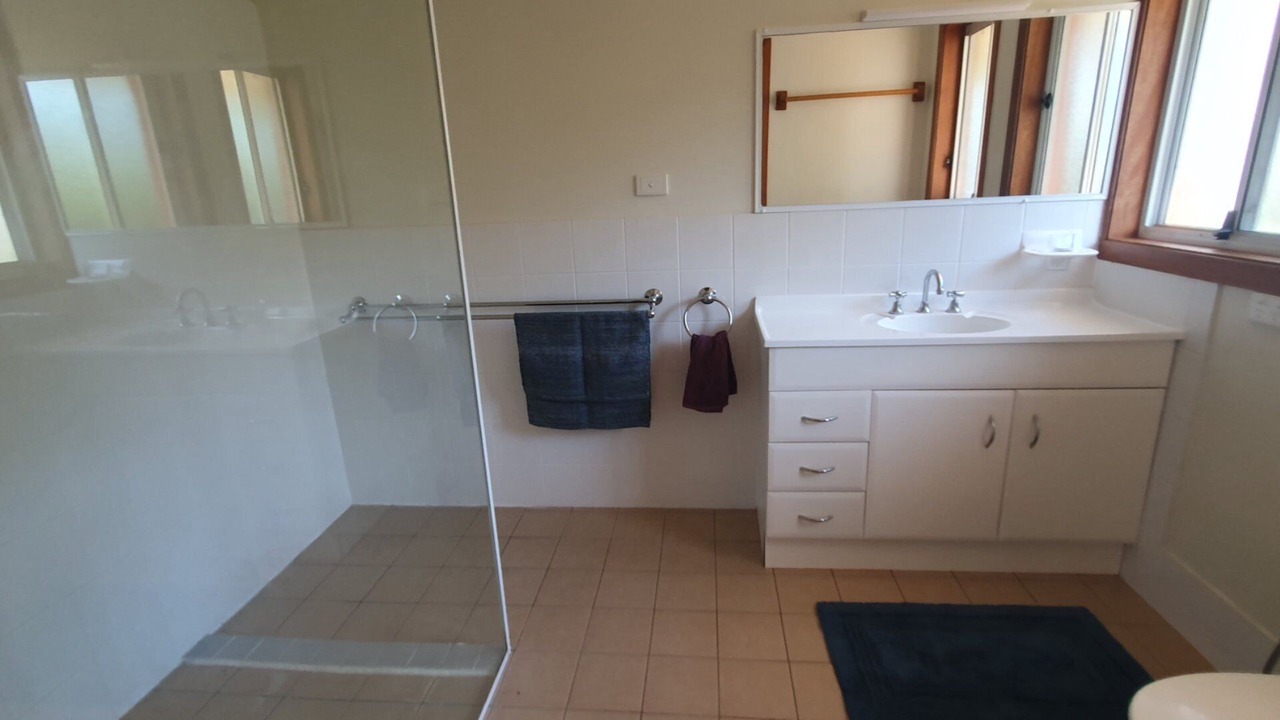Photo of Bathroom in Armidale