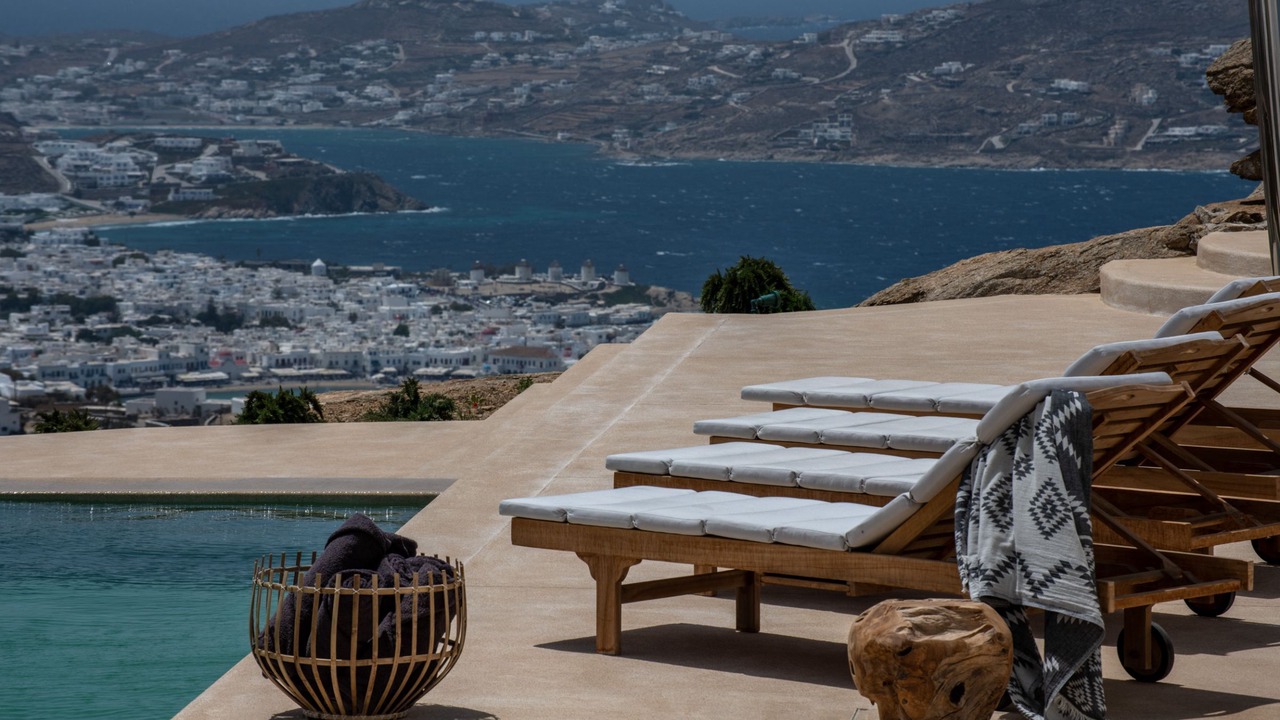 Photo of Outdoor in Tourlos