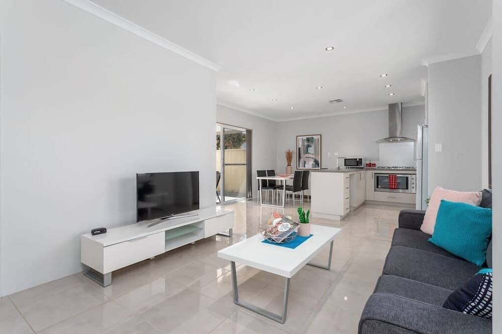 Photo of Livingroom in Ardross