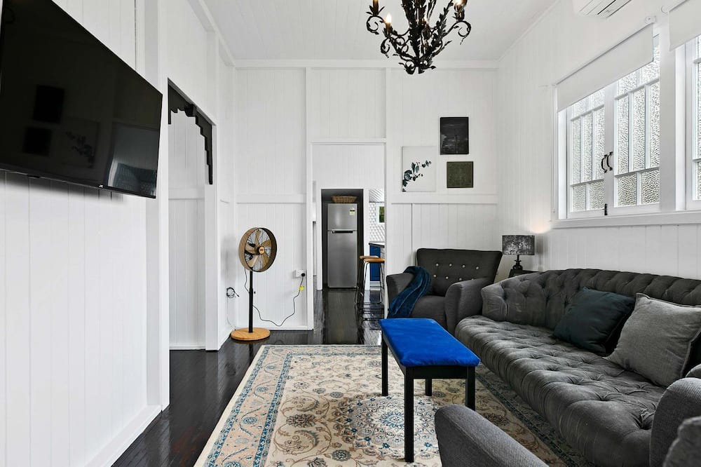 Photo of Livingroom in Maryborough