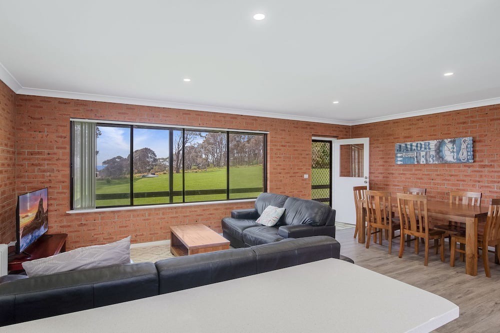 Photo of Livingroom in Barragga Bay