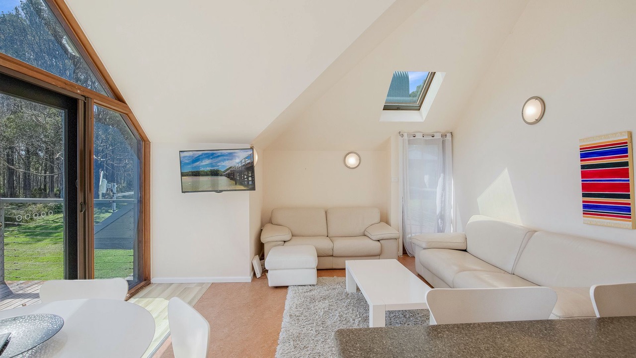 Photo of Livingroom in Barragga Bay