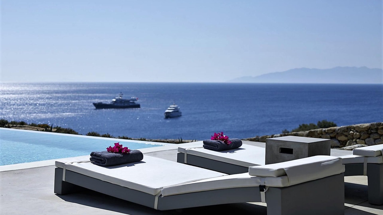 Photo of Others in Paradise