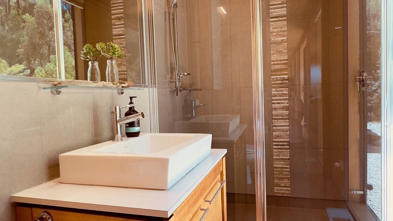 Photo of Bathroom in Police Point