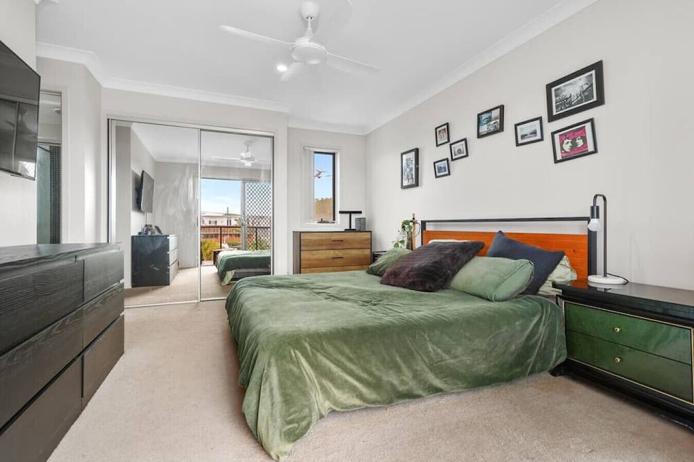 Photo of Others in Tugun