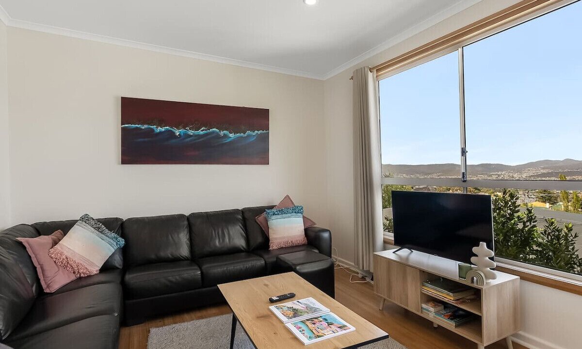 Photo of Livingroom in Mount Stuart