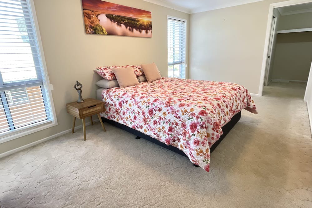 Photo of Bedroom in Inverell