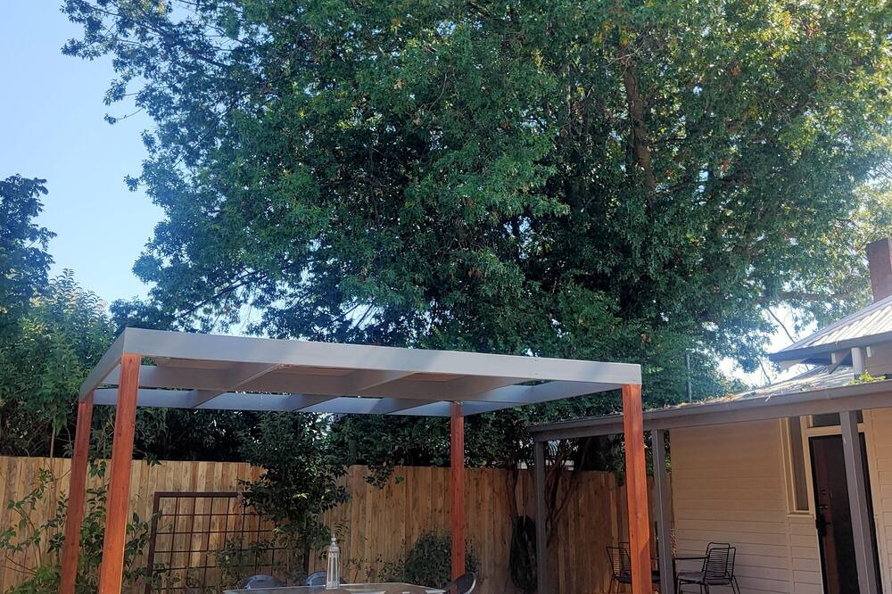 Photo of Outdoor in Mansfield