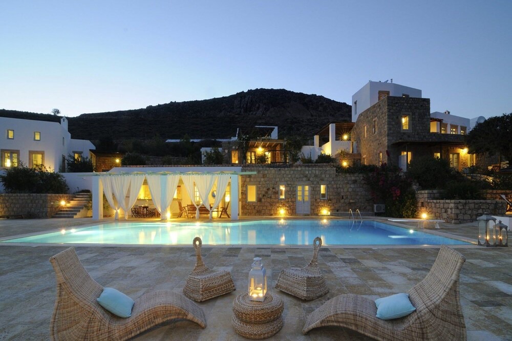 Photo of Outdoor in Grikos