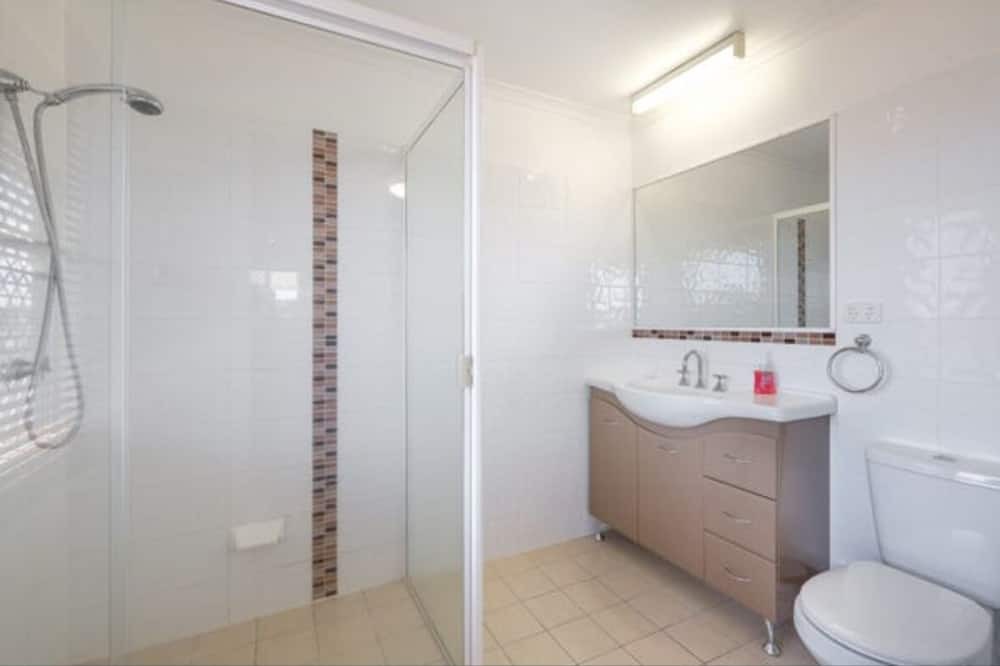 Photo of Bathroom in Walkervale