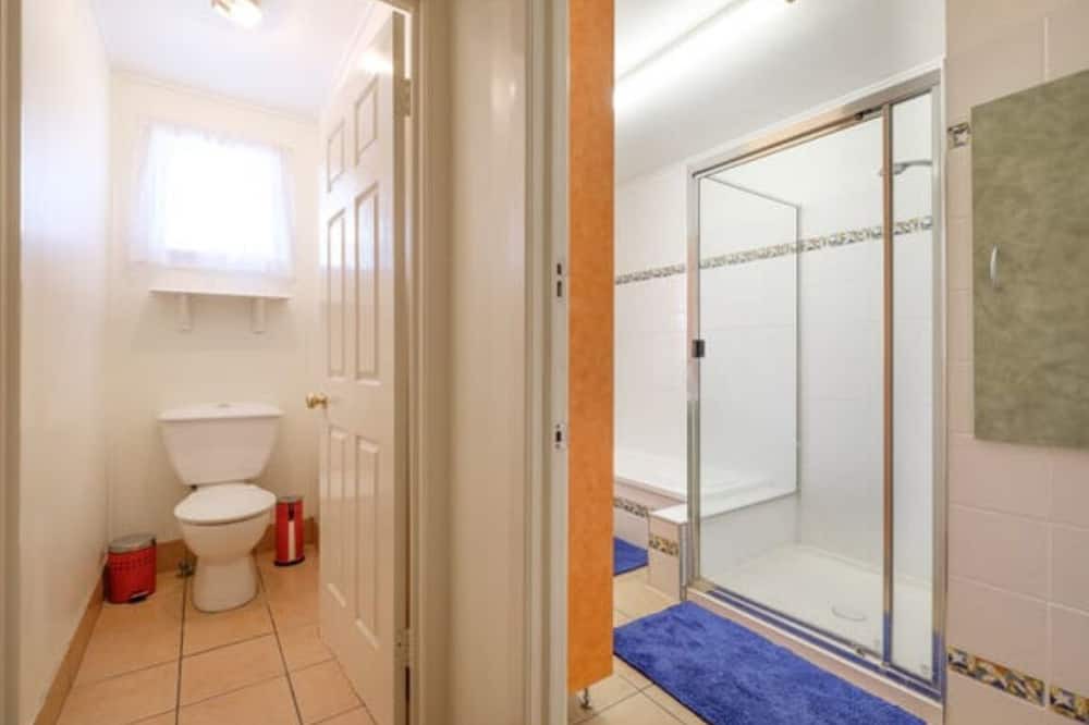 Photo of Bathroom in Walkervale