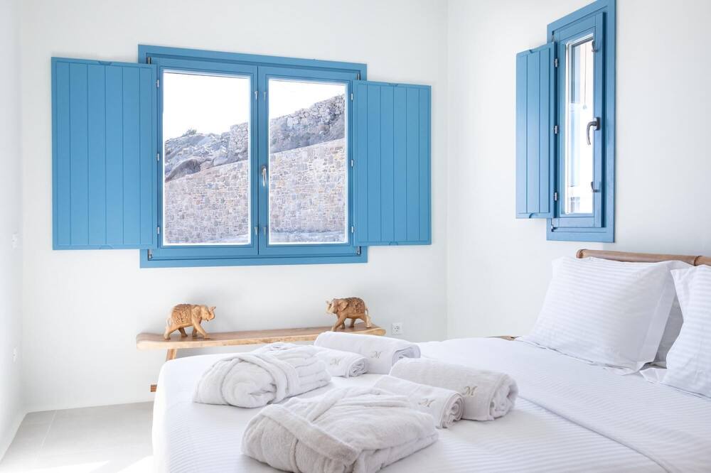 Photo of Bedroom in Ornos
