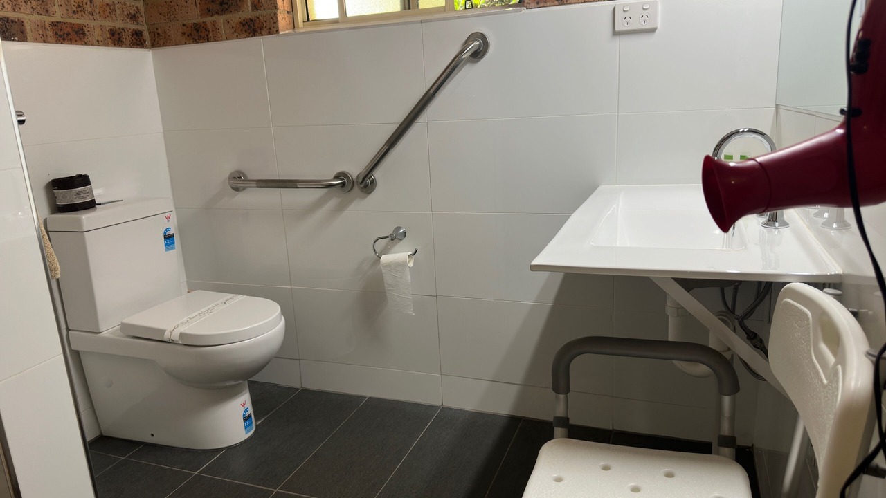 Photo of Bathroom in Coonabarabran