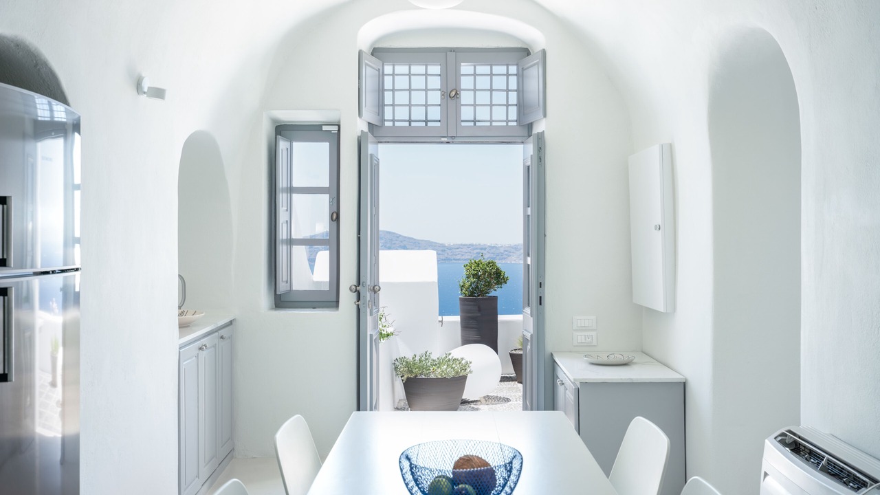 Photo of Others in Fira