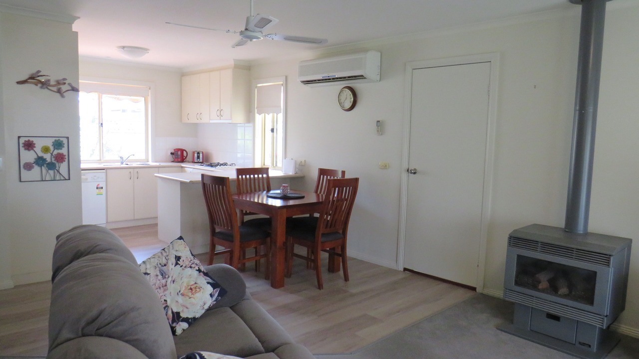 Photo of Livingroom in Euroa