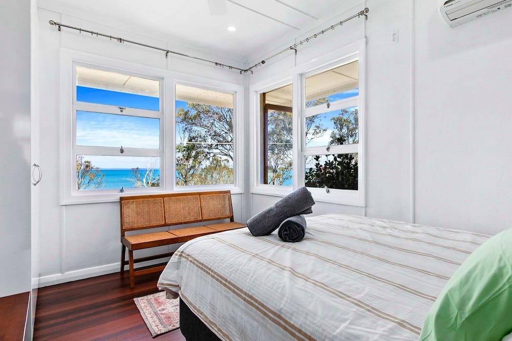 Photo of Bedroom in Point Vernon