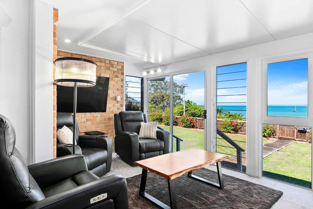Photo of Livingroom in Point Vernon