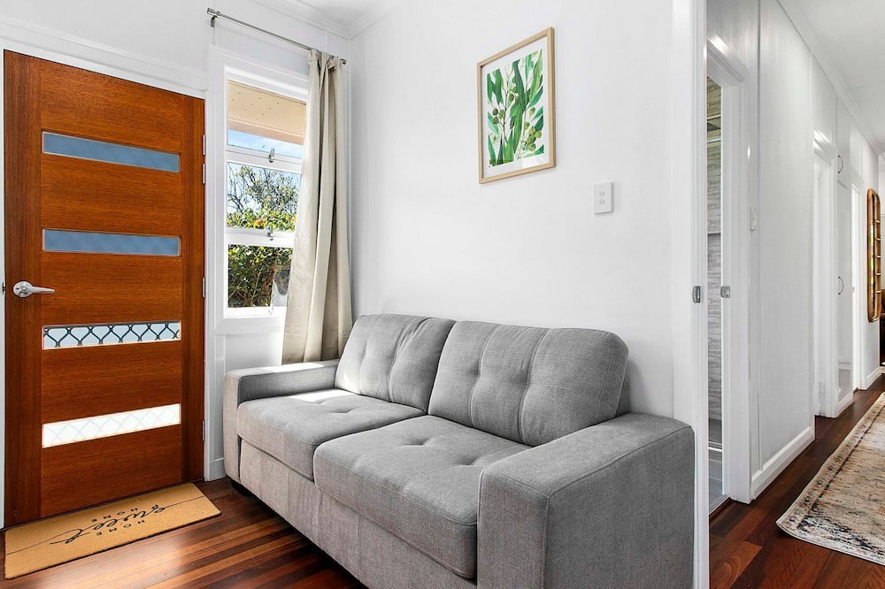 Photo of Livingroom in Point Vernon