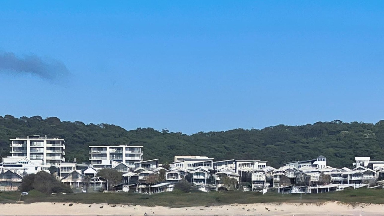 Photo of Others in Caves Beach