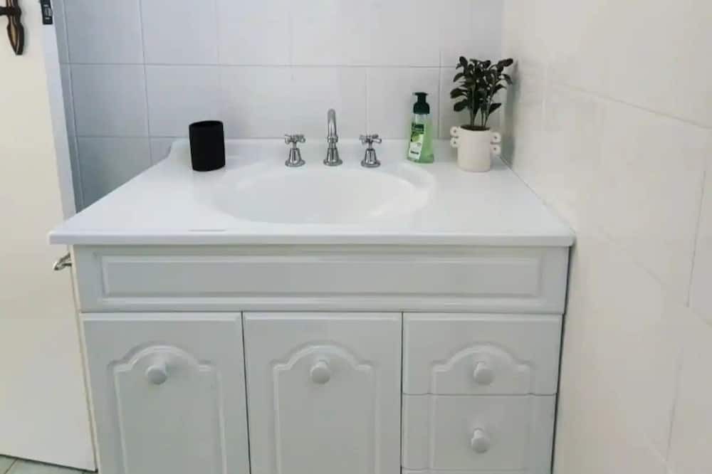 Photo of Bathroom in Fishermans Paradise