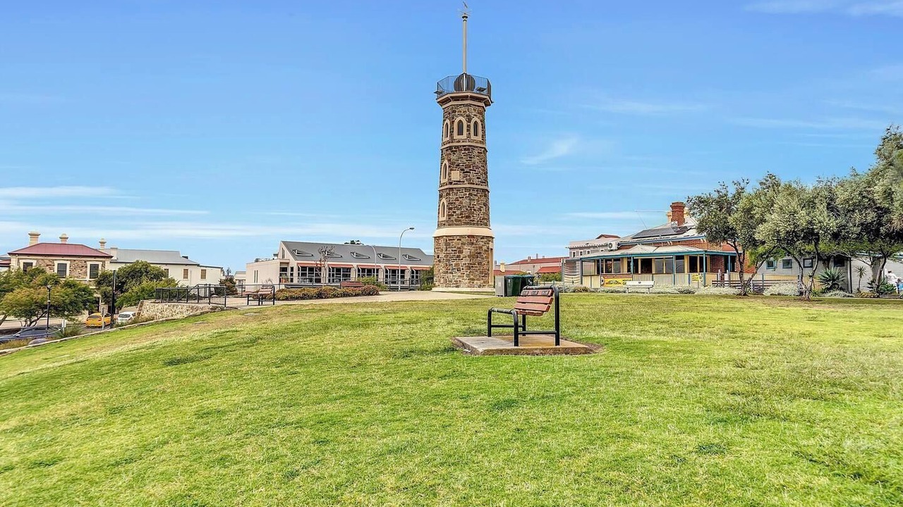 Photo of Others in Semaphore