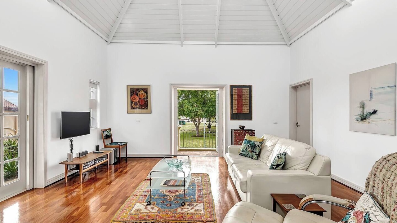 Photo of Livingroom in Semaphore