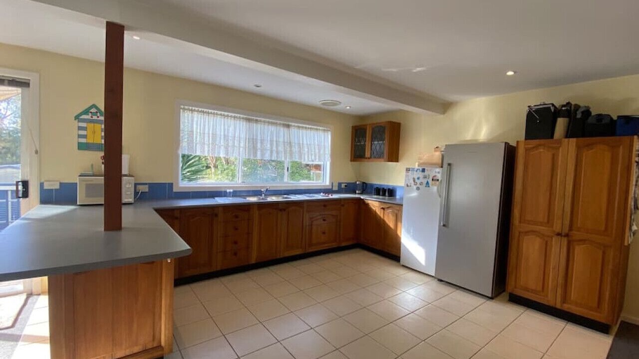 Photo of Kitchen in Lake Tyers Beach