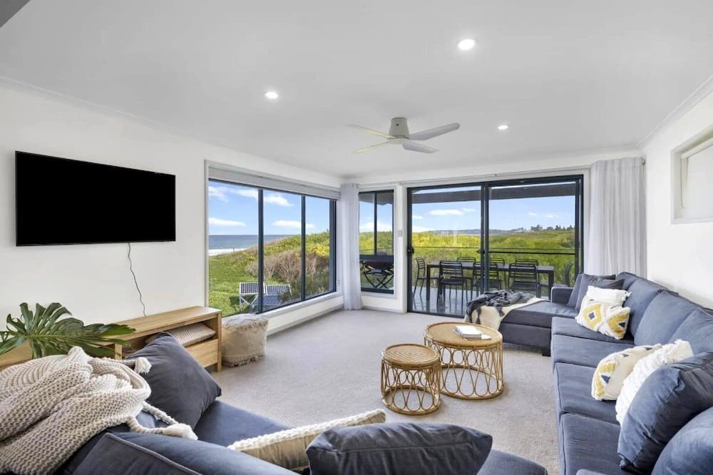 Photo of Livingroom in Central Coast