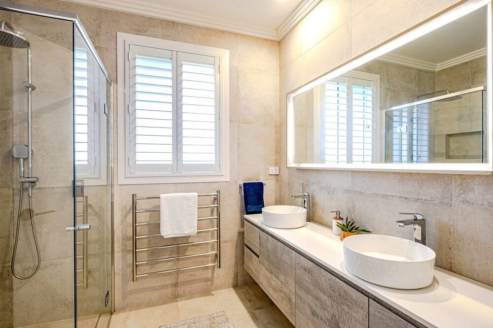 Photo of Bathroom in Erina