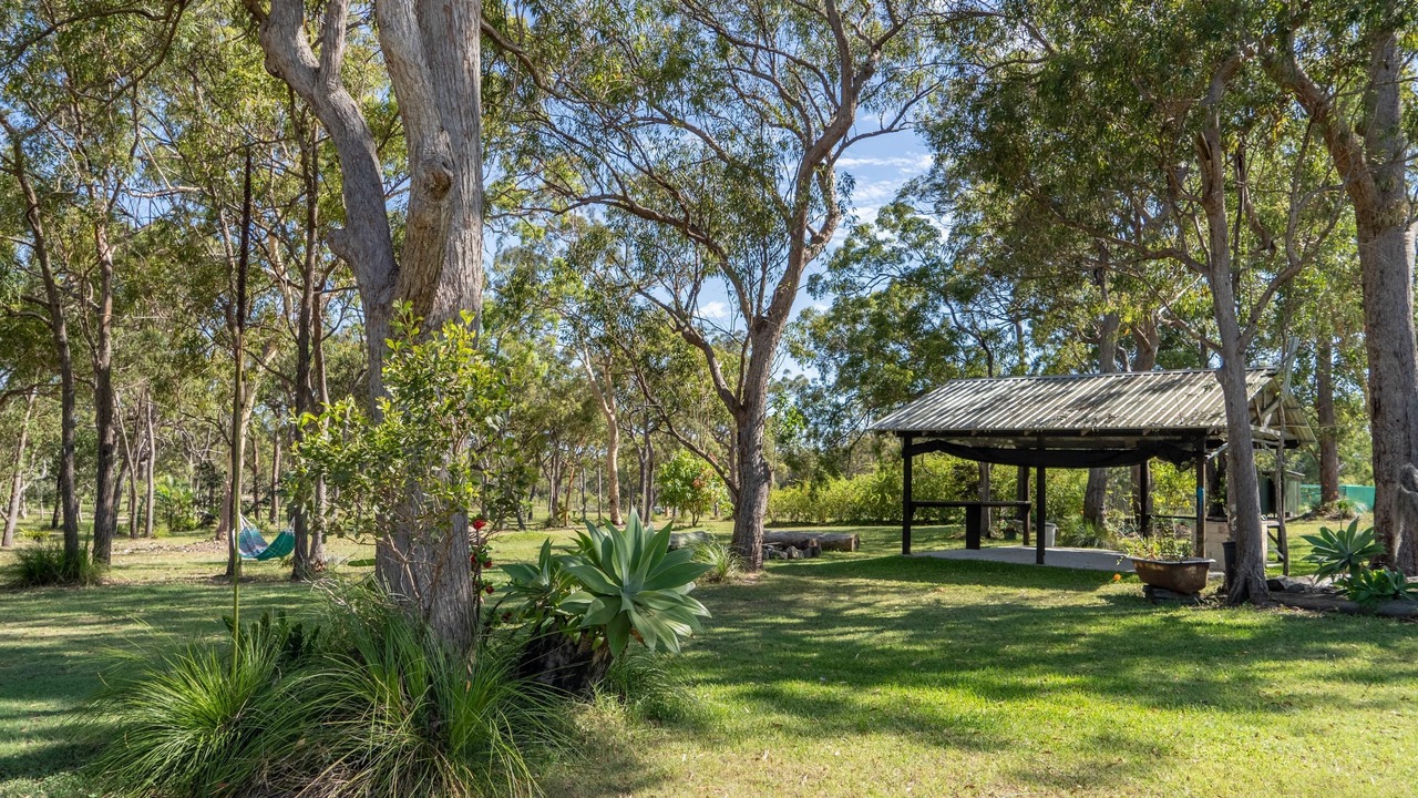 Photo of Outdoor in Round Hill